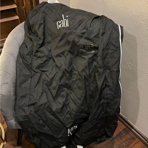 7 Cabi garment bags in excellent condition. Putting all 7 together